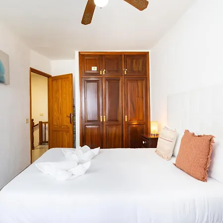 Home2book Cozy Coastal Duplex & Pool, Caletillas Candelaria